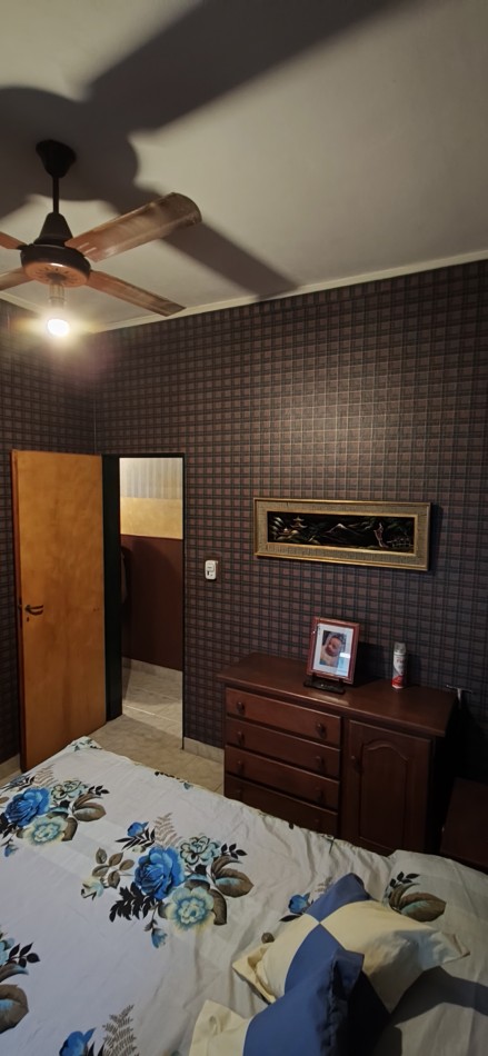 Muy linda casa con pileta y super funcional. (puede venderse amoblada completa )