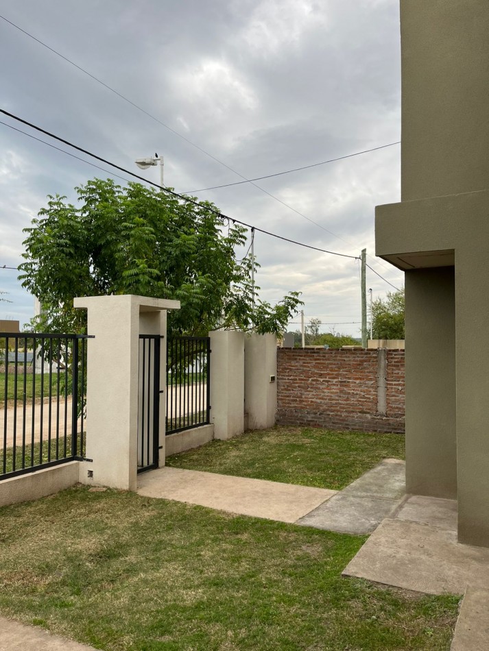 En venta hermosa propiedad en prestigioso barrio Lomas del Golf 