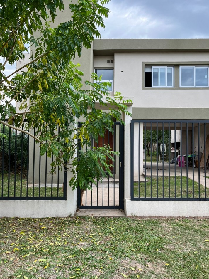 En venta hermosa propiedad en prestigioso barrio Lomas del Golf 