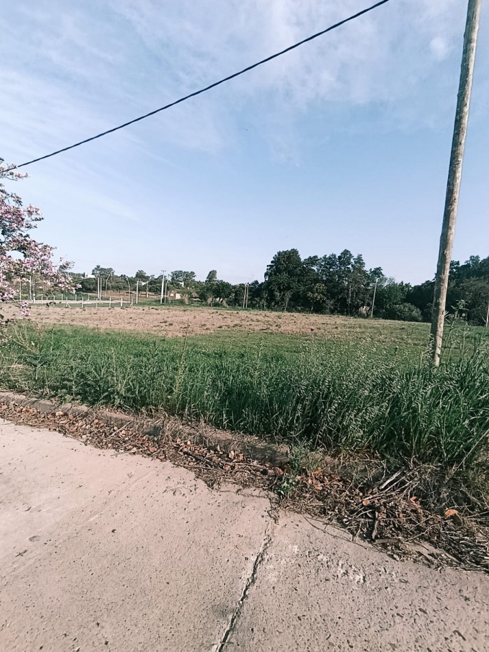 Lotes entrega y financiacion  cuotas fijas y en pesos zona Paracao 