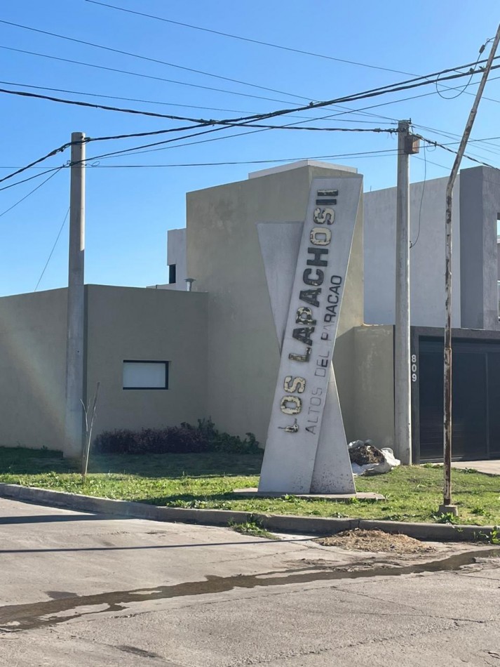 Lotes entrega y financiacion  cuotas fijas y en pesos zona Paracao 