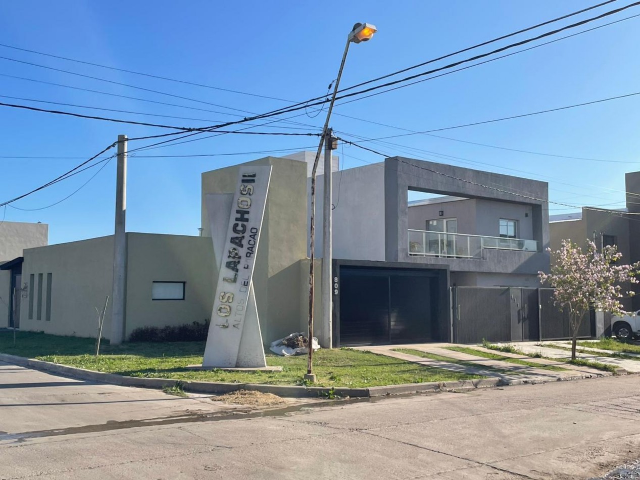 Lotes entrega y financiacion  cuotas fijas y en pesos zona Paracao 