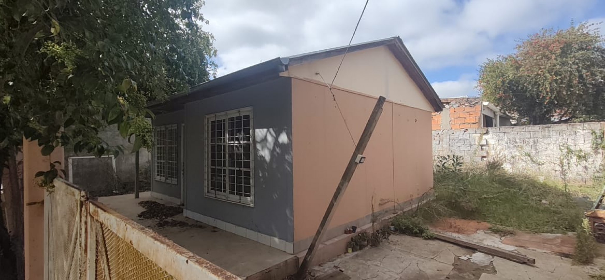 Terreno en esquina. Importante arteria de la ciudad.