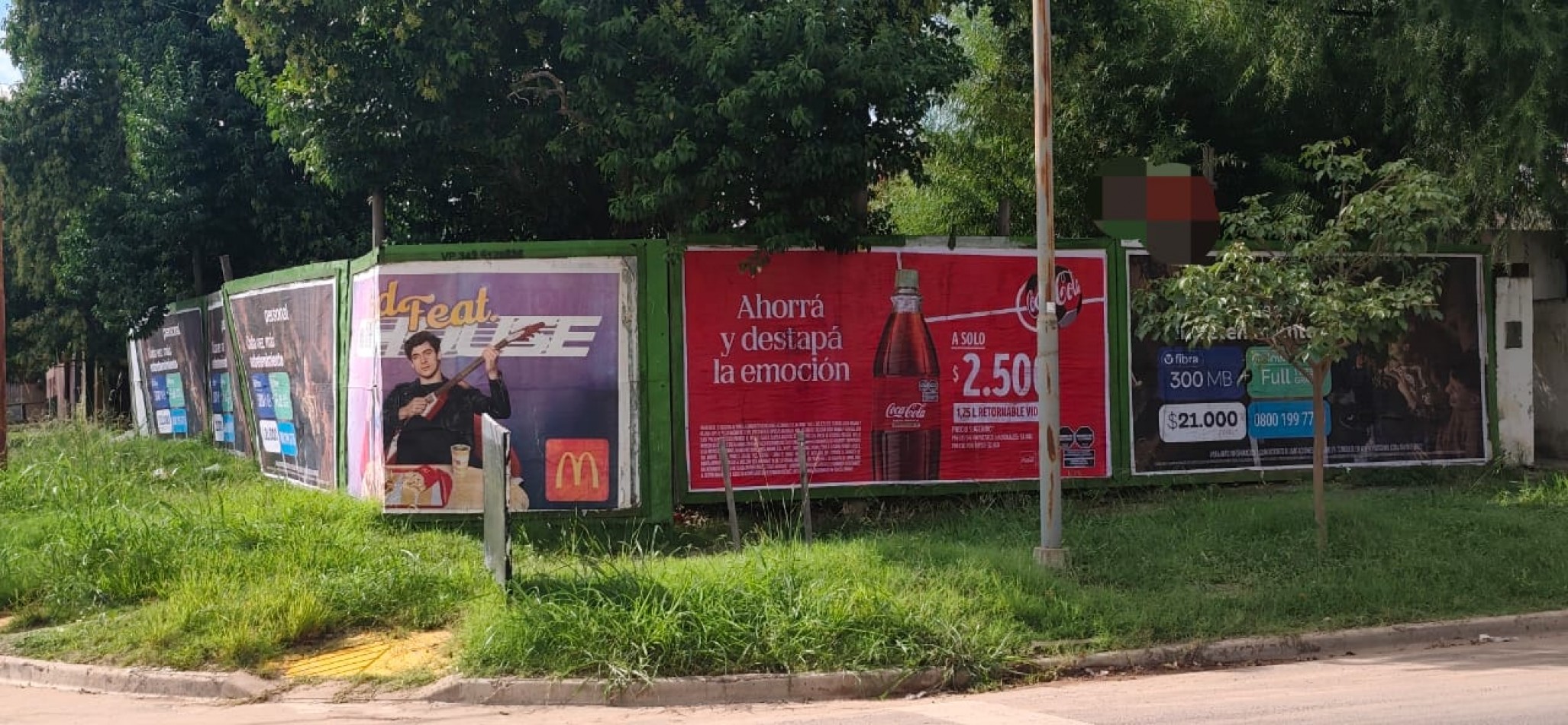 Terreno en esquina. Importante arteria de la ciudad.