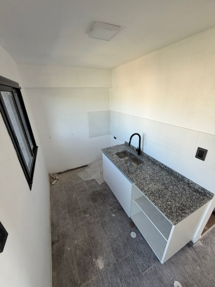 TRIPLEX A ESTRENAR CON VISTA AL RIO.