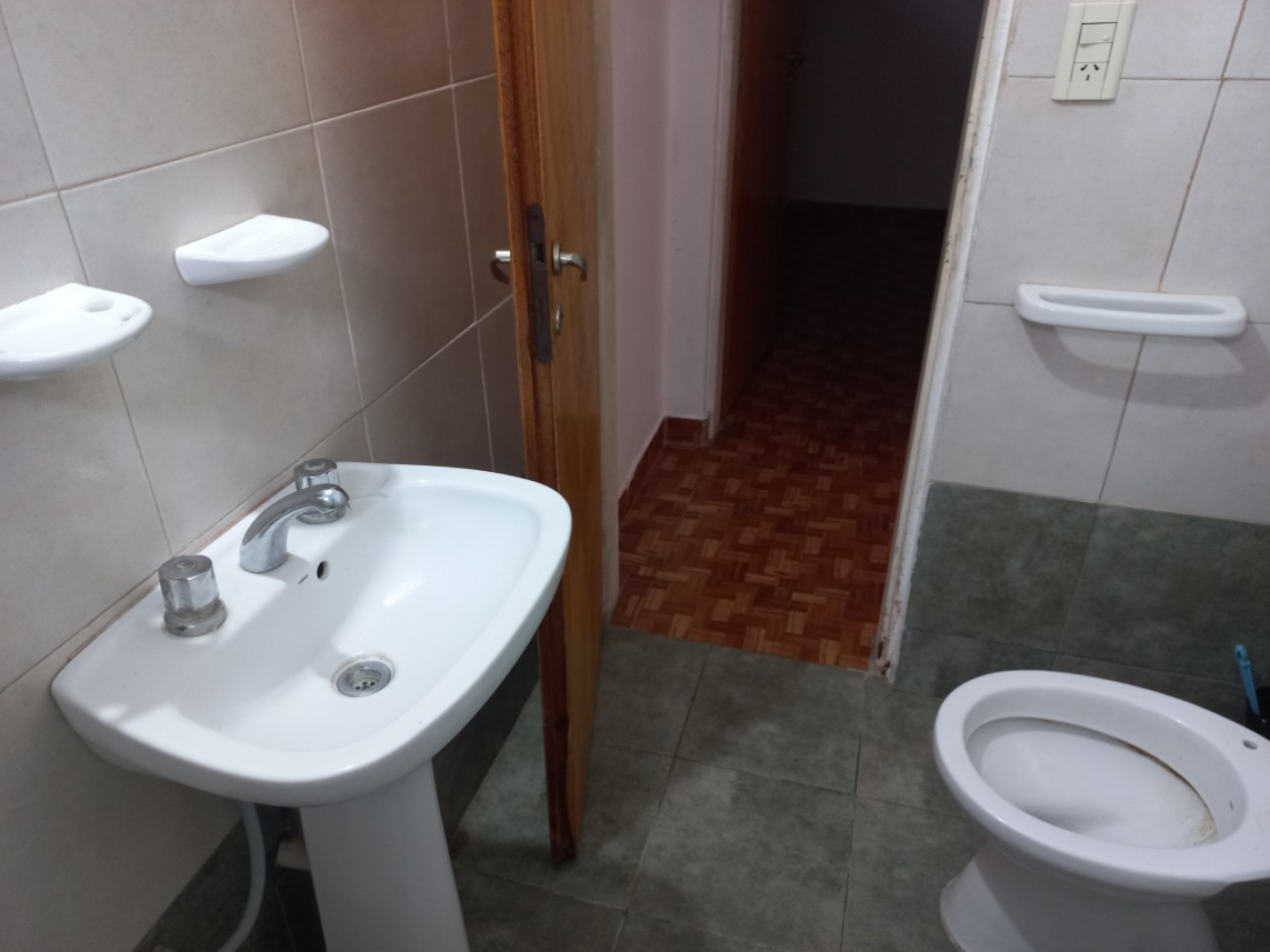 Alquiler casa 2 dormitorios en Colonia Avellaneda 