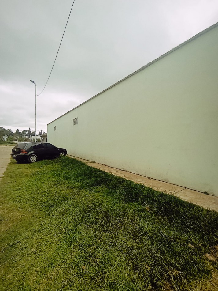 Oportunidad comercial en esquina - Salon de eventos + peluqueria