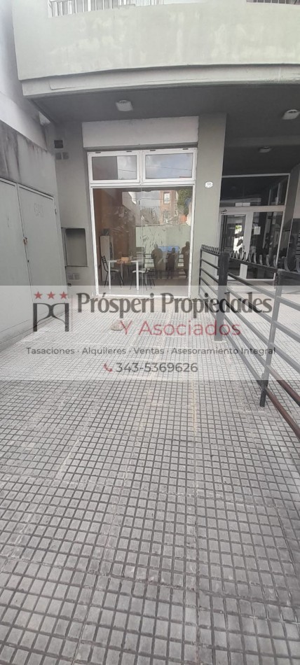 Se alquila hermoso local comercial zona centro parque