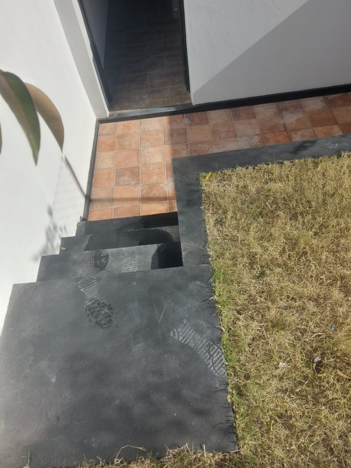 En venta duplex a estrenar aptos credito Zona  Paracao.