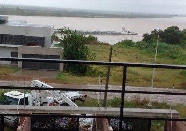 TRIPLEX A ESTRENAR CON VISTA AL RIO.