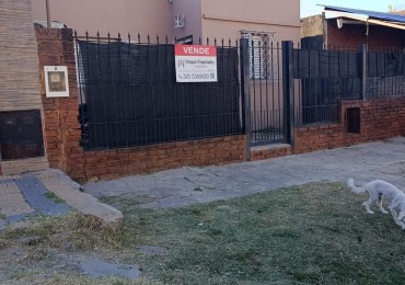 Casa en venta 2 dormitorios refaccionada 
