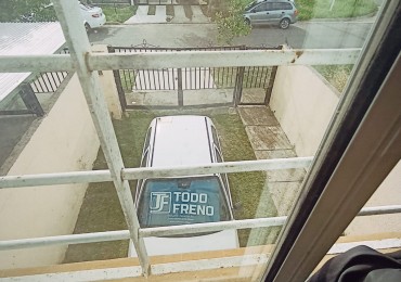 Venta Muy lindo duplex Barrio Solvencia San Benito.